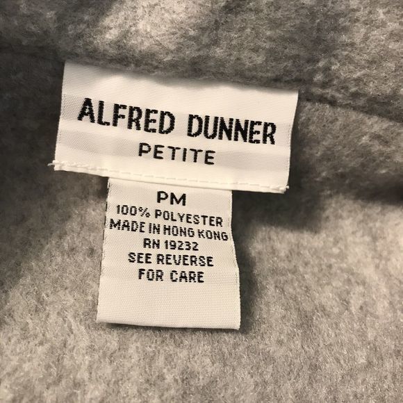 ALFRED DUNNER Women's size PM Jacket  Button Front Fleece Sweater Pockets Warm - Picture 7 of 7